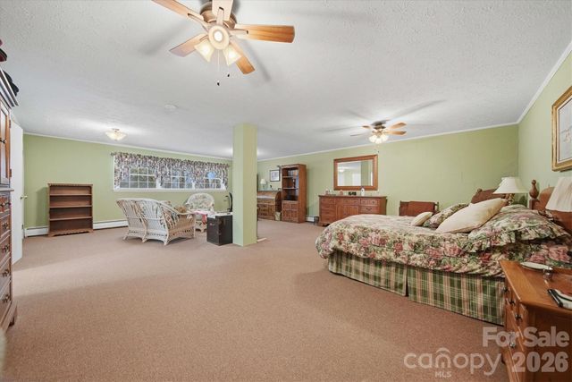 406 Wedgewood Place SW, Lenoir, NC 28645