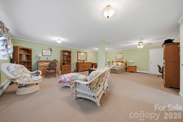 406 Wedgewood Place SW, Lenoir, NC 28645