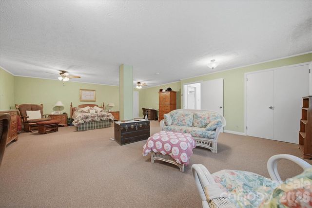 406 Wedgewood Place SW, Lenoir, NC 28645