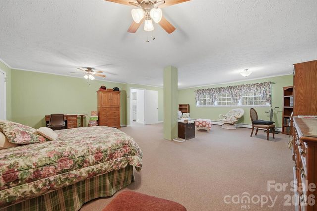 406 Wedgewood Place SW, Lenoir, NC 28645