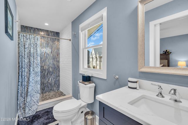 530 Bayview Drive, Toms River, NJ 08753