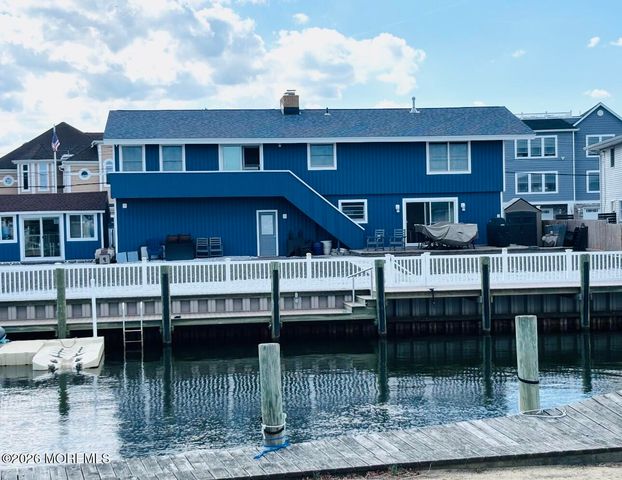 530 Bayview Drive, Toms River, NJ 08753