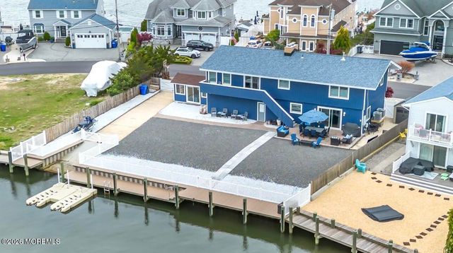 530 Bayview Drive, Toms River, NJ 08753