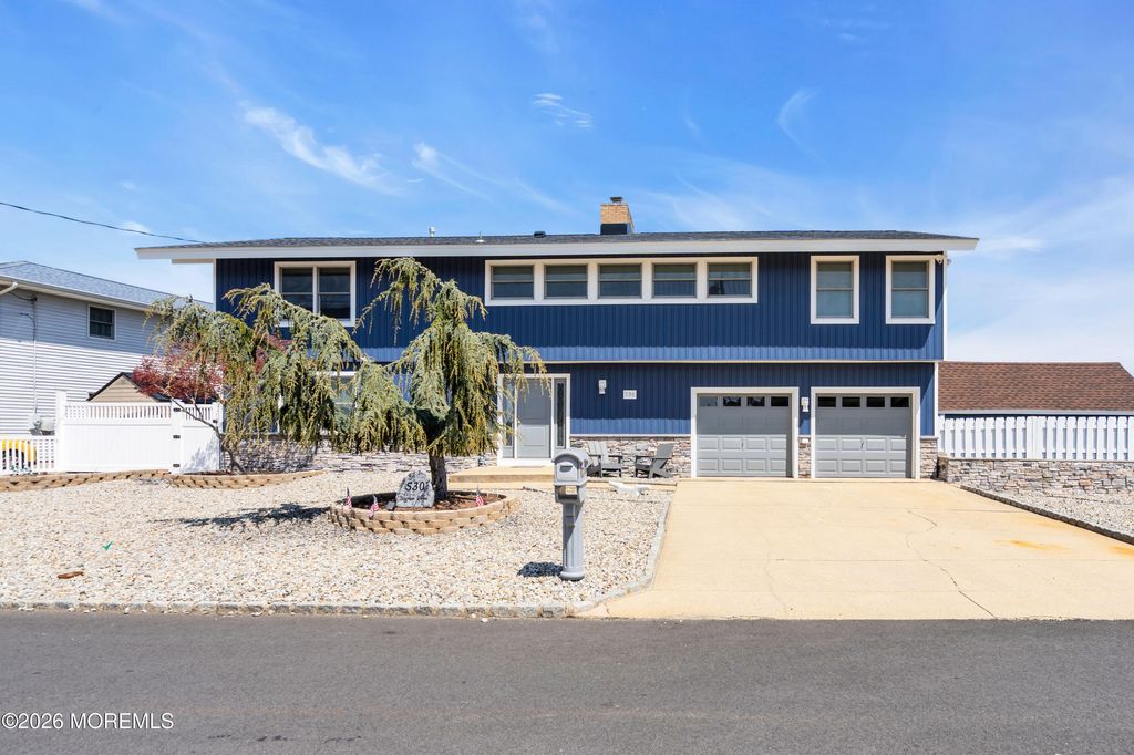 530 Bayview Drive, Toms River, NJ 08753