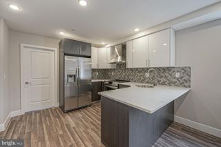1070 N FRONT ST #B, Philadelphia, PA 19123