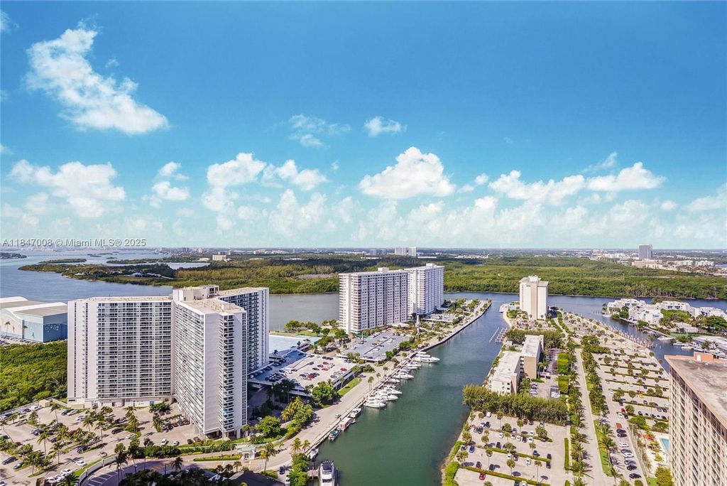 15901 Collins Ave 2805, Sunny Isles Beach, FL 33160