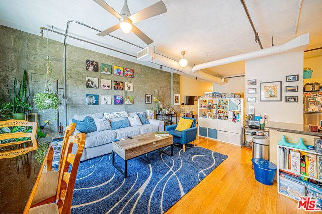 645 W 9th Street 628, Los Angeles, CA 90015