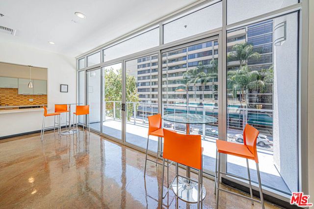 645 W 9th Street 628, Los Angeles, CA 90015