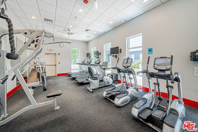 645 W 9th Street 628, Los Angeles, CA 90015