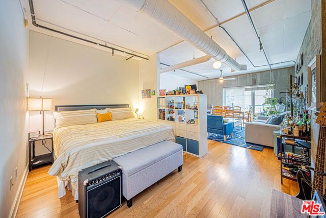 645 W 9th Street 628, Los Angeles, CA 90015