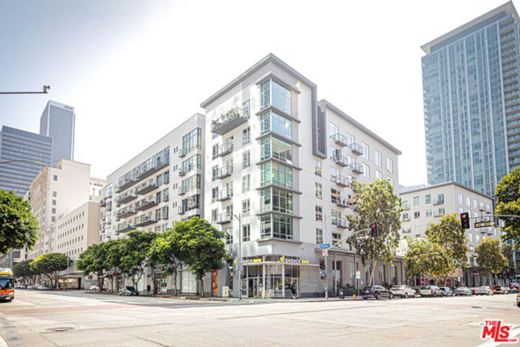 645 W 9th Street 628, Los Angeles, CA 90015