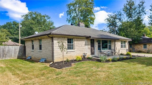 188 Forest Drive, Jeffersonville, IN 47130