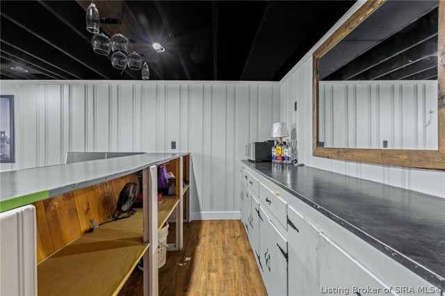 188 Forest Drive, Jeffersonville, IN 47130