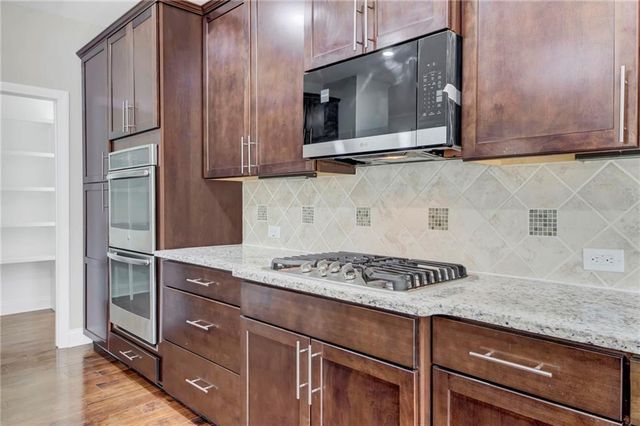 5935 stansbury Summit, Alpharetta, GA 30005