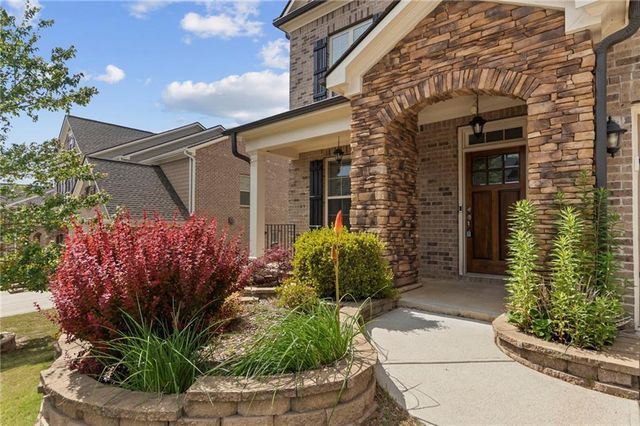 5935 stansbury Summit, Alpharetta, GA 30005