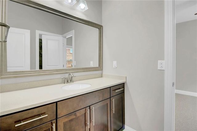 5935 stansbury Summit, Alpharetta, GA 30005