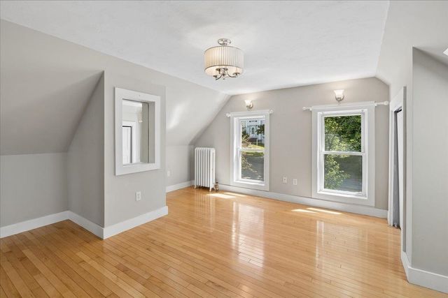 564 River Road, Manchester, NH 03104