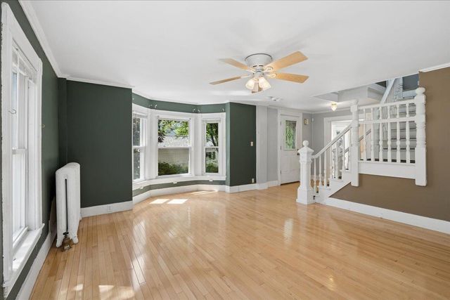 564 River Road, Manchester, NH 03104