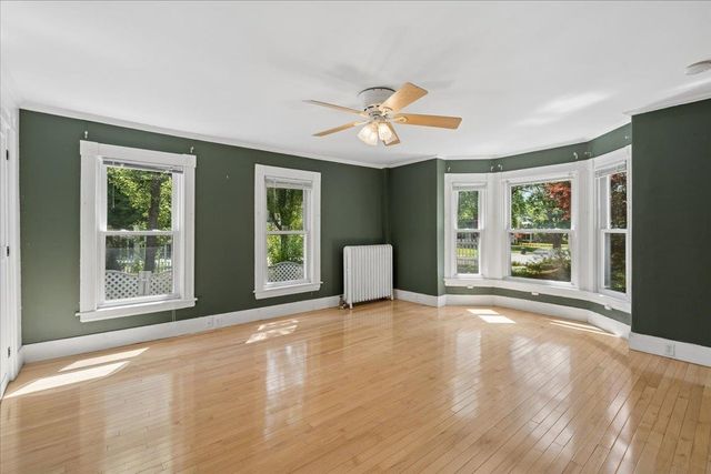 564 River Road, Manchester, NH 03104