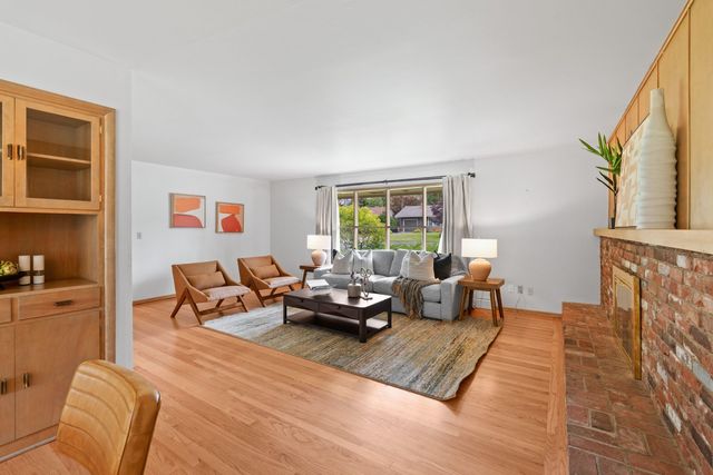 4218 S Helena St, Spokane, WA 99203