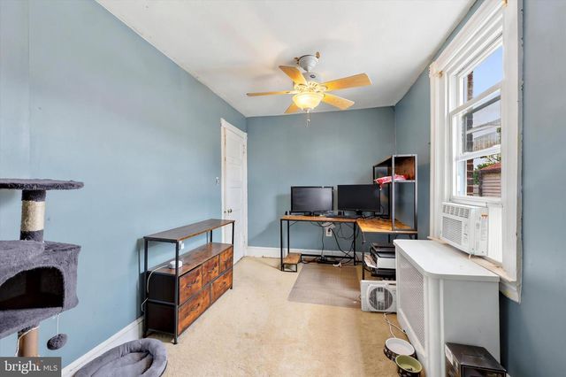 209 AMOSLAND RD, Holmes, PA 19043