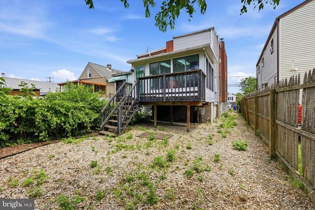 209 AMOSLAND RD, Holmes, PA 19043