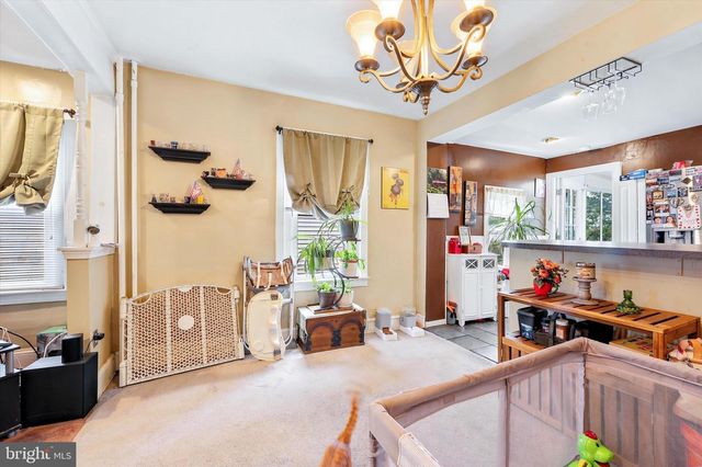 209 AMOSLAND RD, Holmes, PA 19043