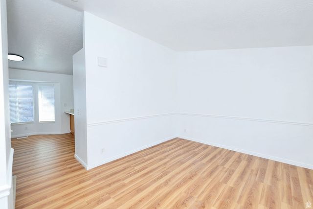 7165 S CALLIE DR, West Jordan, UT 84084