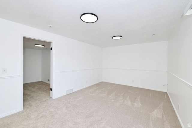 7165 S CALLIE DR, West Jordan, UT 84084