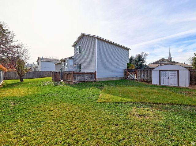 7165 S CALLIE DR, West Jordan, UT 84084