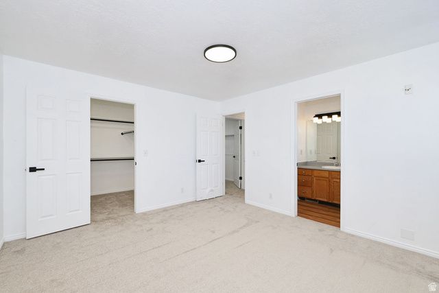 7165 S CALLIE DR, West Jordan, UT 84084