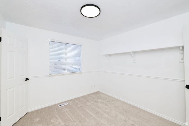 7165 S CALLIE DR, West Jordan, UT 84084