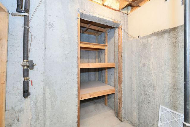 7165 S CALLIE DR, West Jordan, UT 84084