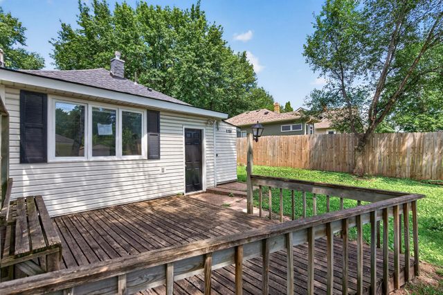 1154 Lawson Avenue E, Saint Paul, MN 55106