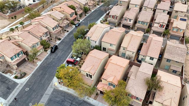 9313 Night Mesa Street, Las Vegas, NV 89178