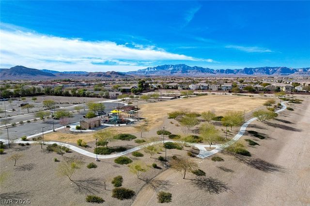 9313 Night Mesa Street, Las Vegas, NV 89178