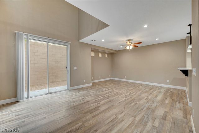 9313 Night Mesa Street, Las Vegas, NV 89178