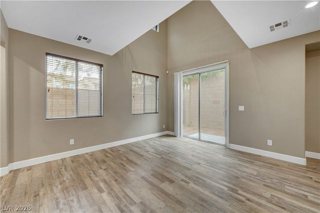 9313 Night Mesa Street, Las Vegas, NV 89178