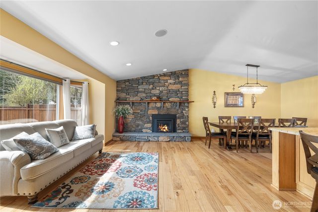 233 W Jensen Street, Arlington, WA 98223