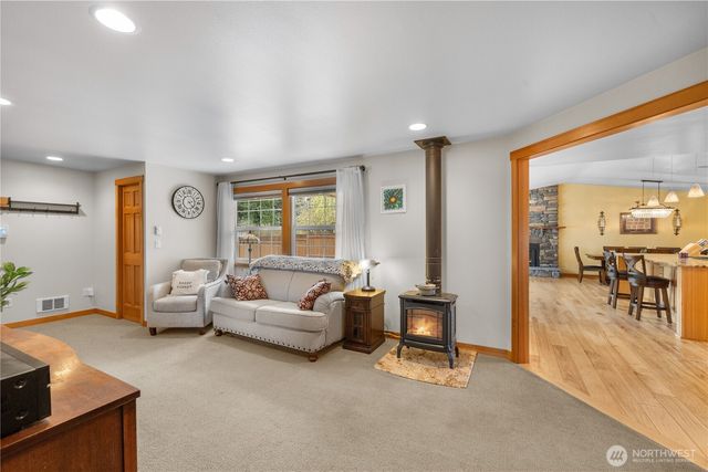 233 W Jensen Street, Arlington, WA 98223