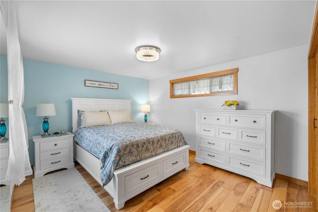 233 W Jensen Street, Arlington, WA 98223