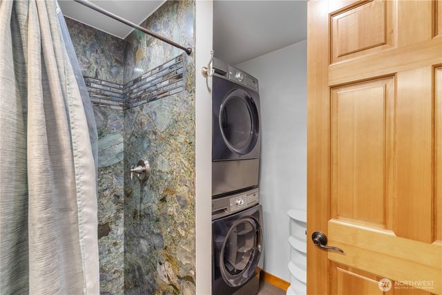 233 W Jensen Street, Arlington, WA 98223