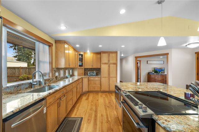 233 W Jensen Street, Arlington, WA 98223