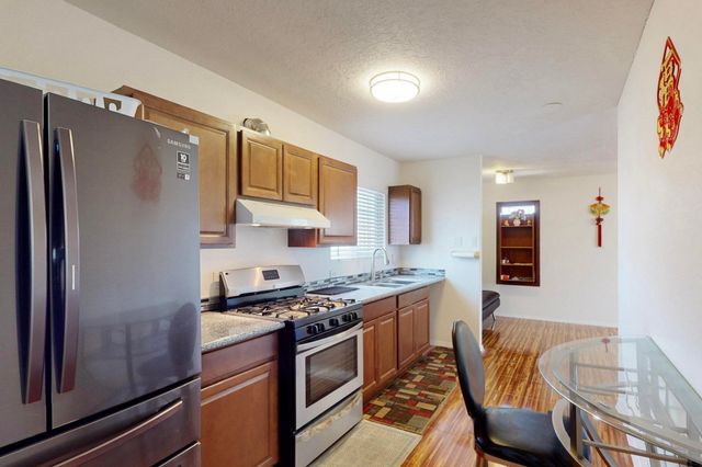 115 DALLAS Street SE, Albuquerque, NM 87108