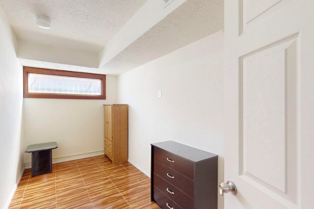 115 DALLAS Street SE, Albuquerque, NM 87108