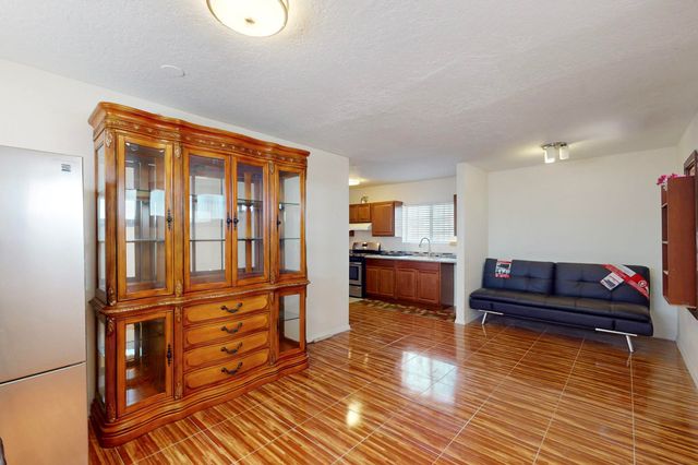 115 DALLAS Street SE, Albuquerque, NM 87108