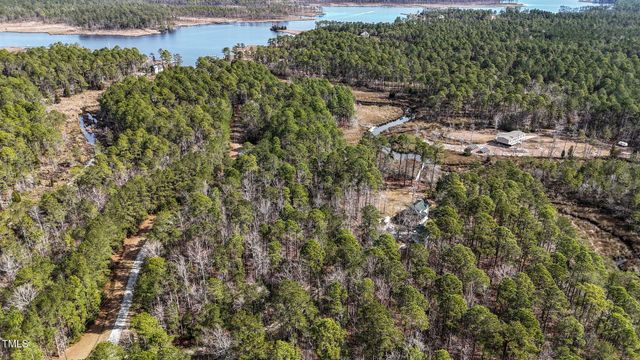 106 Windlass Way, Aurora, NC 27806