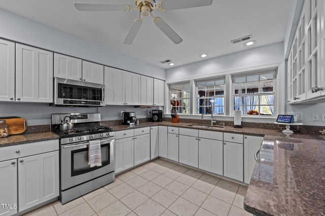 106 Windlass Way, Aurora, NC 27806