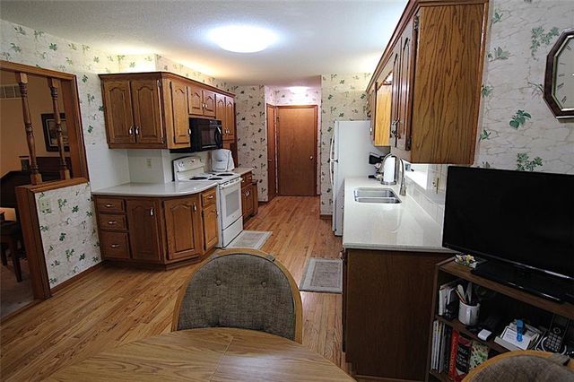 10012 E 72nd Street, Kansas City, MO 64133