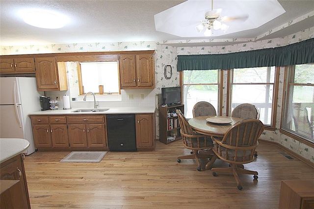 10012 E 72nd Street, Kansas City, MO 64133